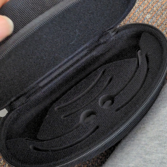 Oakley case tactical zip hard shell - Picture 5 of 5